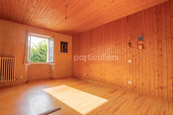 Vente
                Maison192 m² - 8 Pièces -
                    REIGNIER (74930)
