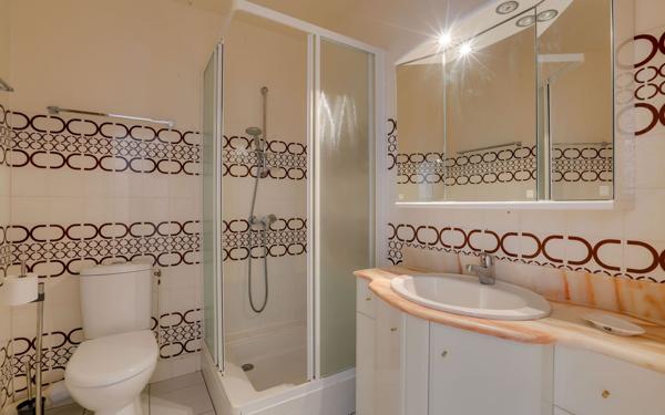 Appartement à vendre    2 pièces • 49,97 m2 Saint-Jean-de-Luz