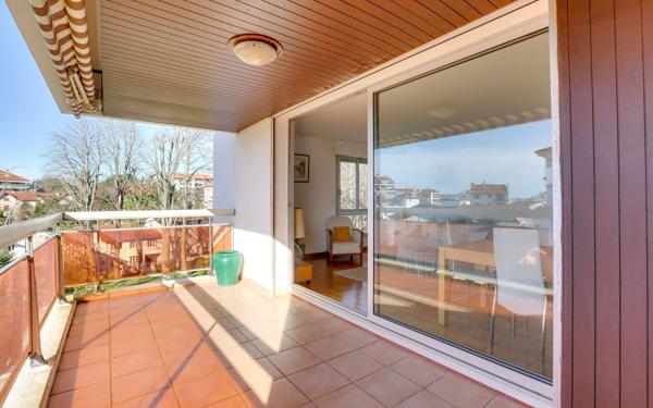 Appartement à vendre    2 pièces • 49,97 m2 Saint-Jean-de-Luz