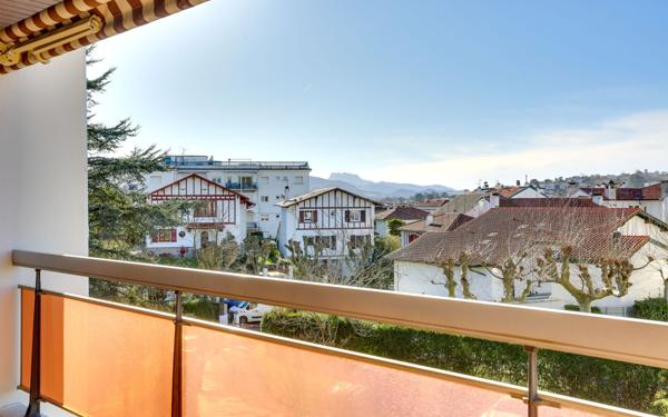 Appartement à vendre    2 pièces • 49,97 m2 Saint-Jean-de-Luz