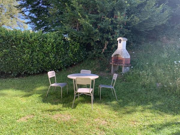 Propriété, ancien restaurant et hôtel 7 chambres