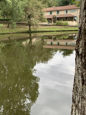Propriété, ancien restaurant et hôtel 7 chambres