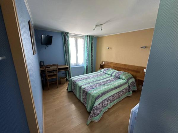 Propriété, ancien restaurant et hôtel 7 chambres