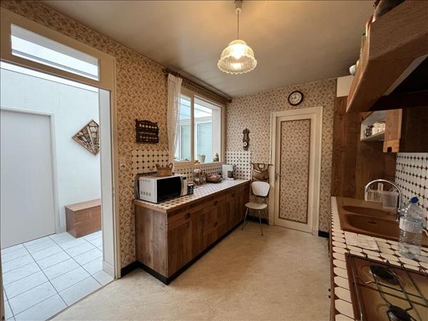 Maison à vendre |  Châteauroux |  5 pièces | 160,5 m²