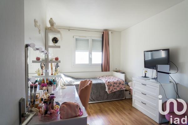 Appartement à vendre 5 pièces 98 m² Neuilly-sur-Marne