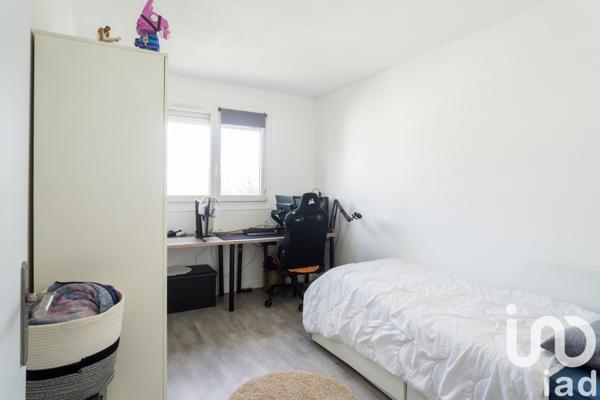 Appartement à vendre 5 pièces 98 m² Neuilly-sur-Marne