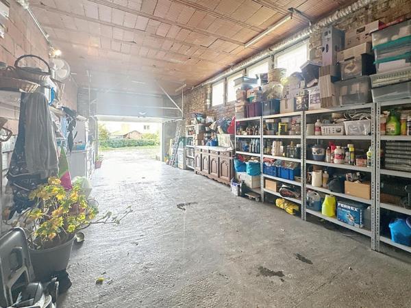 Maison 5 chambres + un studio proche de tout commerce