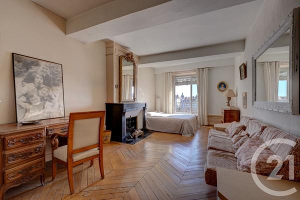 Appartement à vendre  6 pièces - 201,01 m2 LYON - 69002