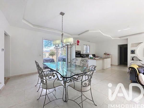 Maison à vendre 6 pièces 145 m² Fayence