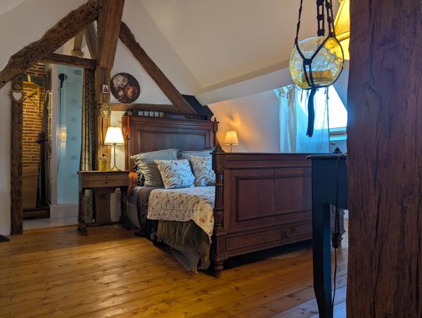Charmant petit cottage avec beaucoup de caractère et un magnifique jardin