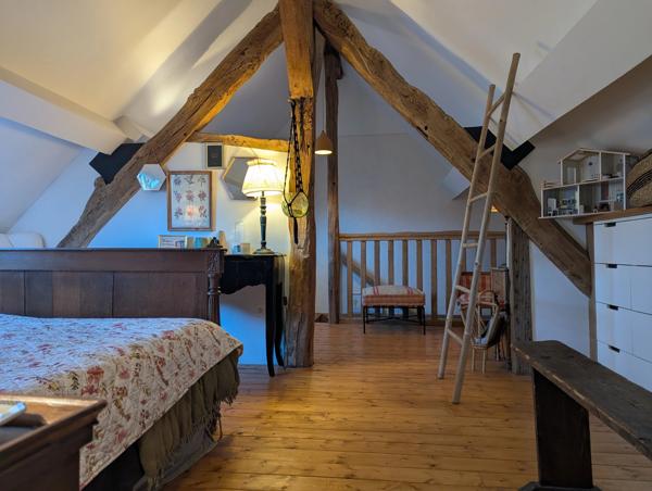 Charmant petit cottage avec beaucoup de caractère et un magnifique jardin
