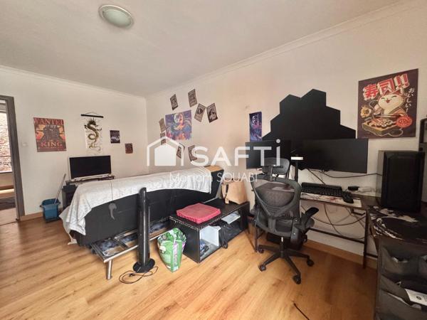 Immeuble 180m2 , 4 appartements dont un duplex avec terrasse