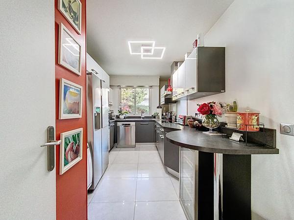 Appartement 5 pièces de 107.41 m² - Saint-Germain-en-Laye