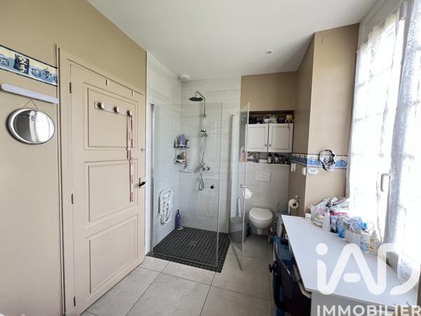 Maison à vendre 8 pièces 208 m² Chablis