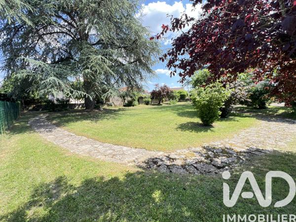 Maison à vendre 8 pièces 208 m² Chablis