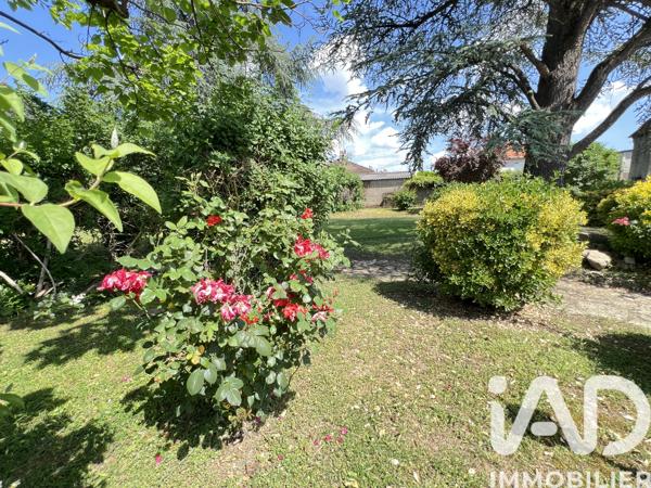 Maison à vendre 8 pièces 208 m² Chablis