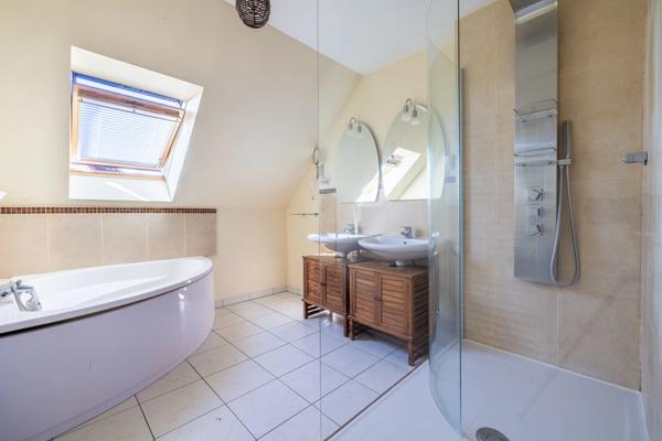 Maison familiale de 179 m2 au calme et sans vis-à-vis !