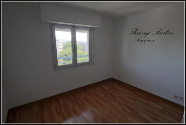 Appartement à vendre 2 pièces FREJUS (83)