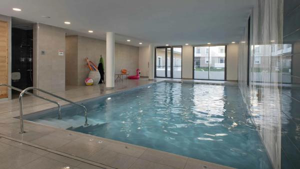 Appartement
         2 pièces
        - 45 m² Exclusivité 197 000 € *