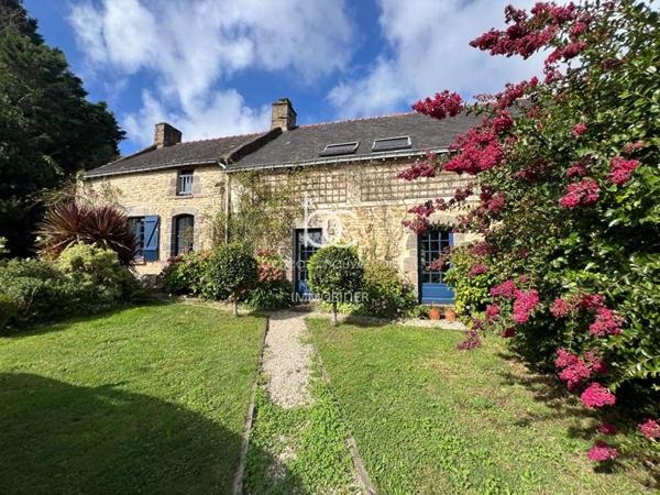 SURZUR Maison 9 pièces 225 m²