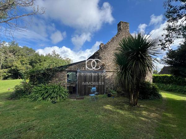 SURZUR Maison 9 pièces 225 m²