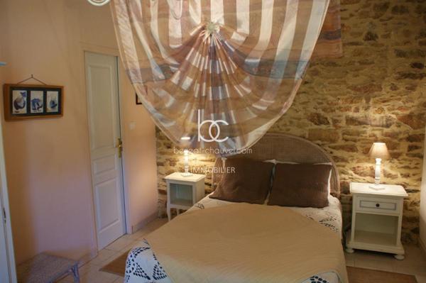 SURZUR Maison 9 pièces 225 m²