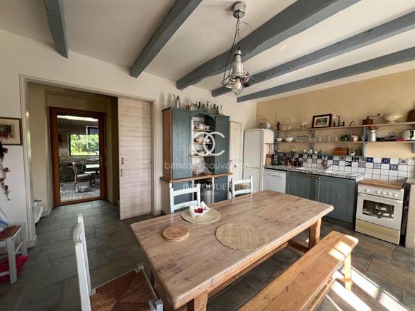 SURZUR Maison 9 pièces 225 m²