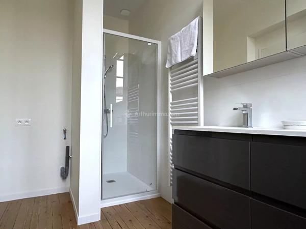 Location                                                      Appartement
                        
                     2 pièces                      87 m2                     à Albi