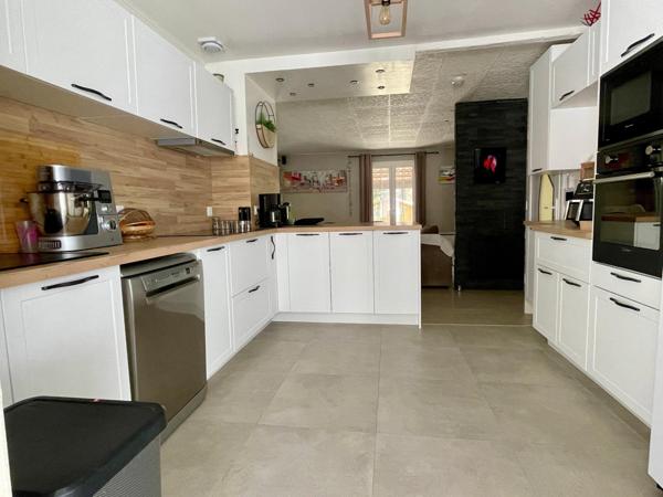 Maison de plain pied 136m2 avec jardin