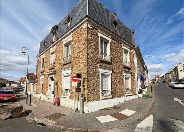 Studio Champlan 1 pièce(s) 26,63m2