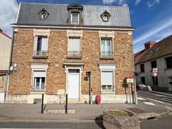 Studio Champlan 1 pièce(s) 26,63m2