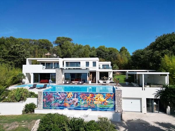 Villa d'exception avec vue mer