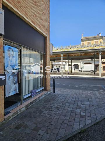 HYPER CENTRE CAZERES - LOCAL COMMERCIAL 40 M2