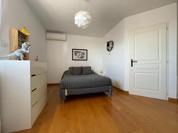 Maison Autignac 10 pièce(s) 288 m2