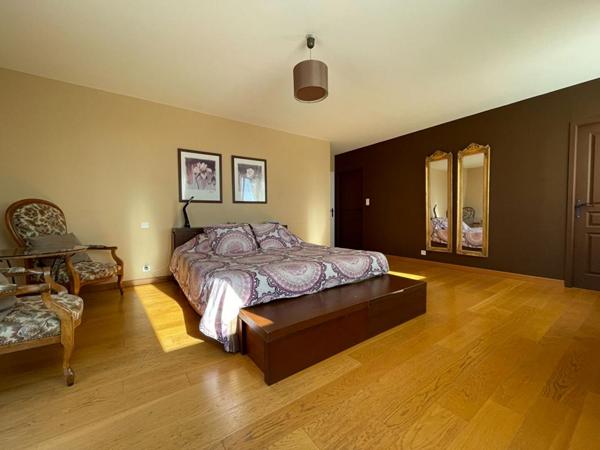 Maison Autignac 10 pièce(s) 288 m2