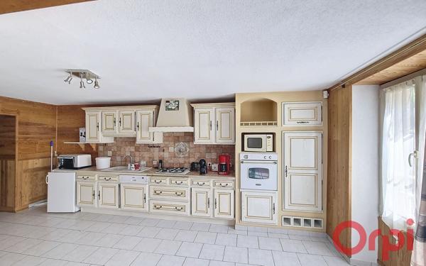 Maison à vendre    5 pièces • 175 m2 Igé