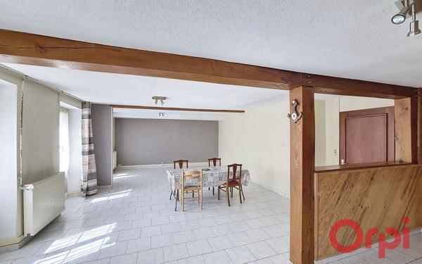 Maison à vendre    5 pièces • 175 m2 Igé