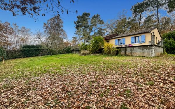 Maison à vendre    5 pièces •  Neuvic