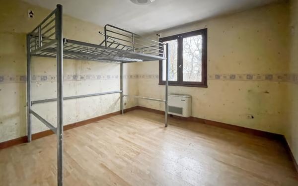 Maison à vendre    5 pièces •  Neuvic