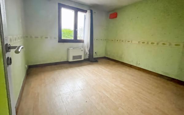 Maison à vendre    5 pièces •  Neuvic