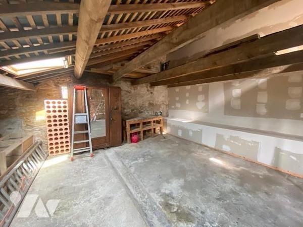 Maison en pierre au calme