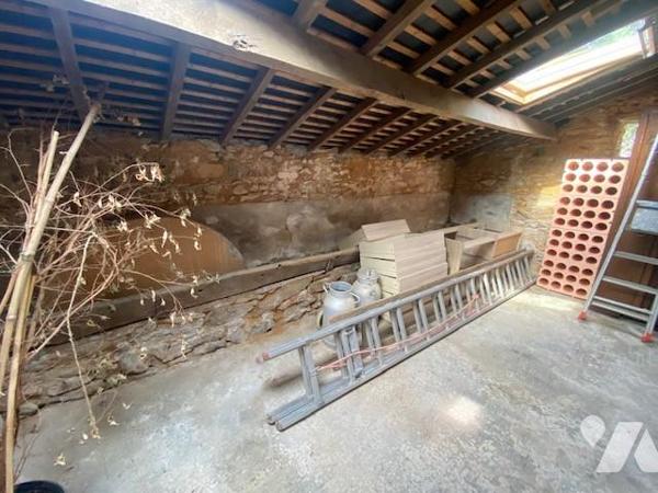 Maison en pierre au calme