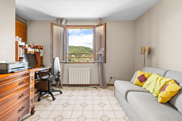 LA TURBIE – VILLA AVEC PISCINE & VUE IMPRENABLE