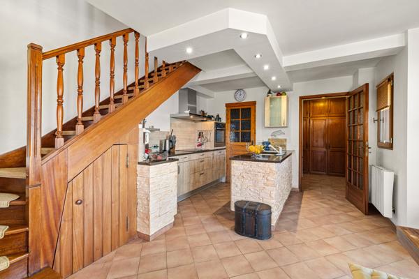LA TURBIE – VILLA AVEC PISCINE & VUE IMPRENABLE