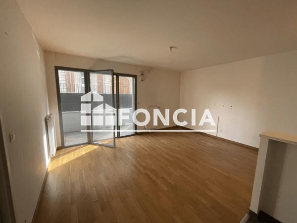 Location Appartement 2 pièces 41.37 m² - 3 RUE PIPER Reims 51100