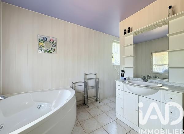 Maison à vendre 7 pièces 175 m² Saint-Lyphard
