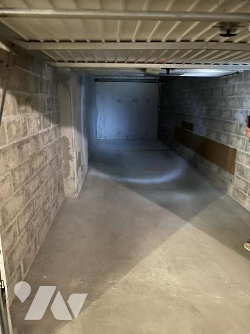 GARAGE  DOUBLE EN SOUS-SOL