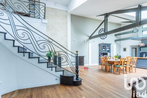Maison à vendre 9 pièces 305 m² Mérignac