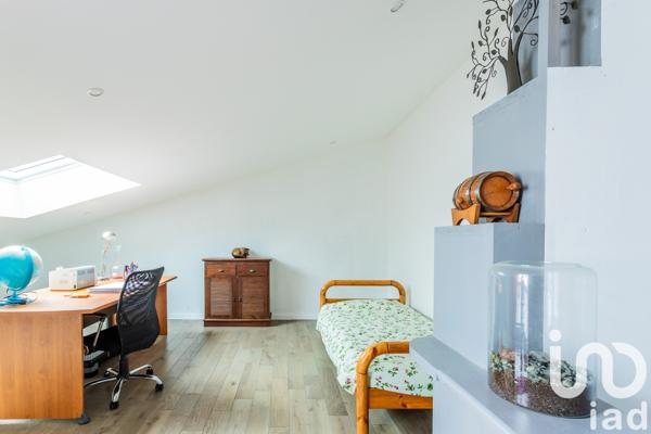 Maison à vendre 9 pièces 305 m² Mérignac