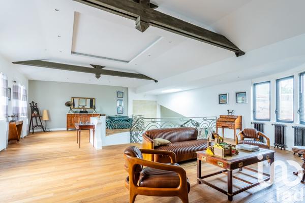 Maison à vendre 9 pièces 305 m² Mérignac